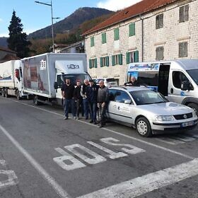 Der Hilfskonvoi unterwegs nach Albanien