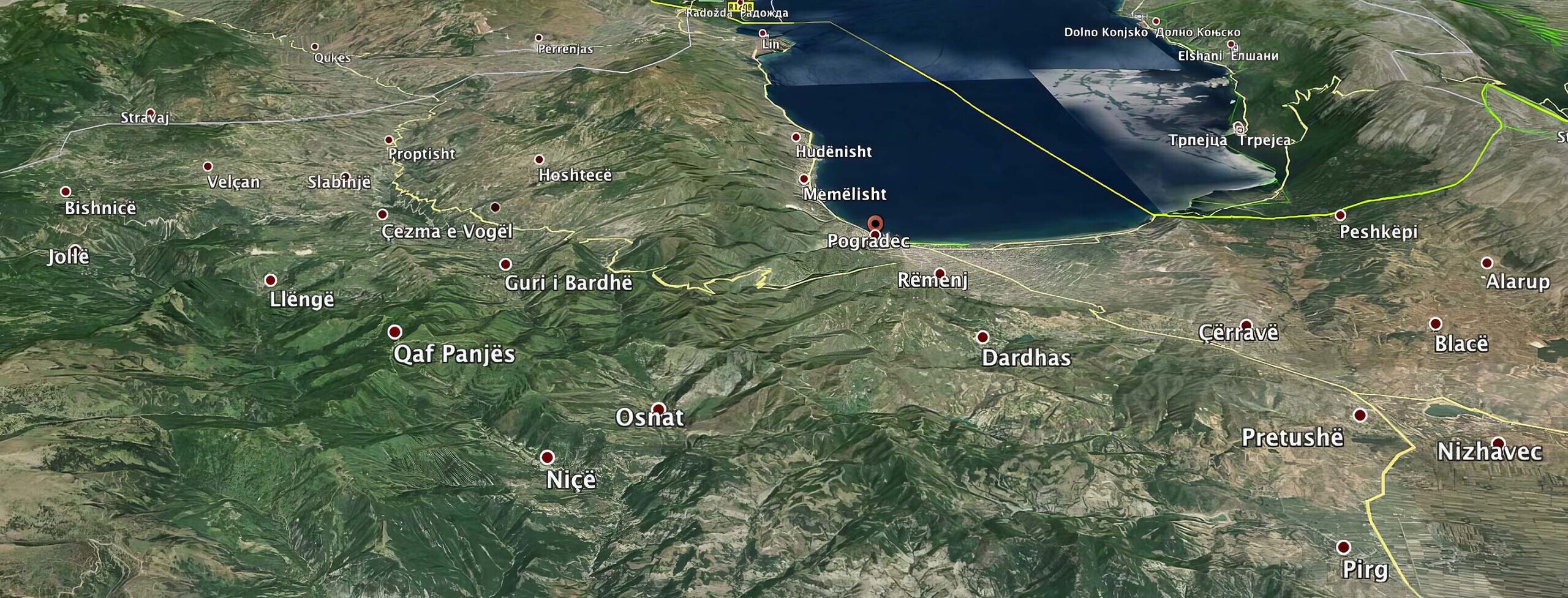 Die Kommunen westlich und südlich des Ohridsees werden zu einer großen Kommune Pogradec zusammengelegt – mit langen Wegen für die Bewohner der abgelegenen Dörfer wie Bishnica (Foto: Google Earth)